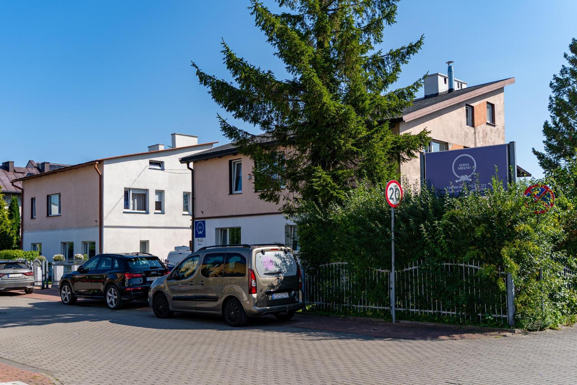 Hotel Avista Mielno Unieście Exterior foto